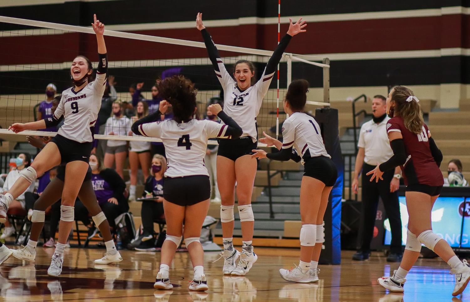 Varsity Volleyball v. Ridge Point – The Wrangler